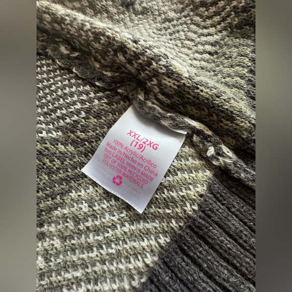 Women’s Camouflage Cardigan Sweater, Size XXL - Picture 6 of 10